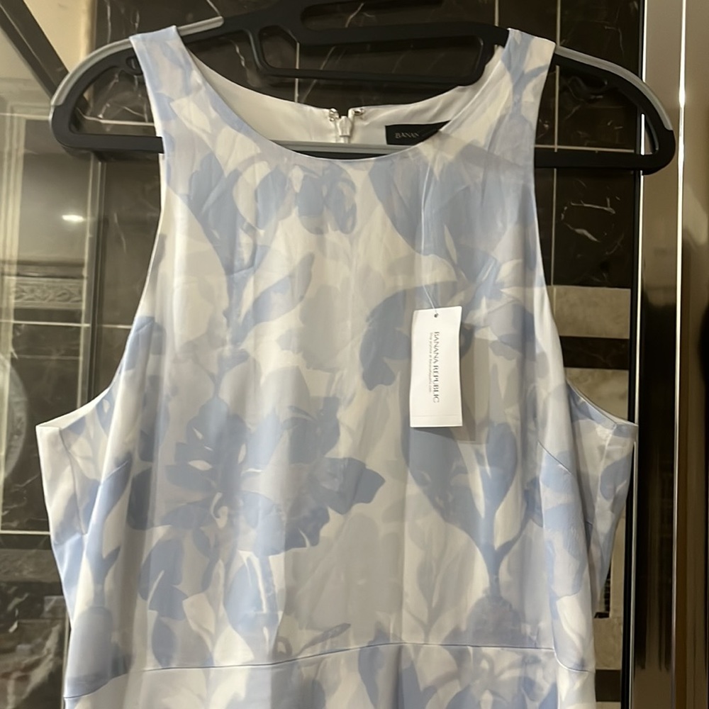 Banana Republic summer dress, size 8, NWT. - Picture 2 of 9